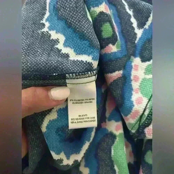 Gabby Skye Navy Psychedelic Printer Sleeveless Shift Dress - Picture 5 of 5